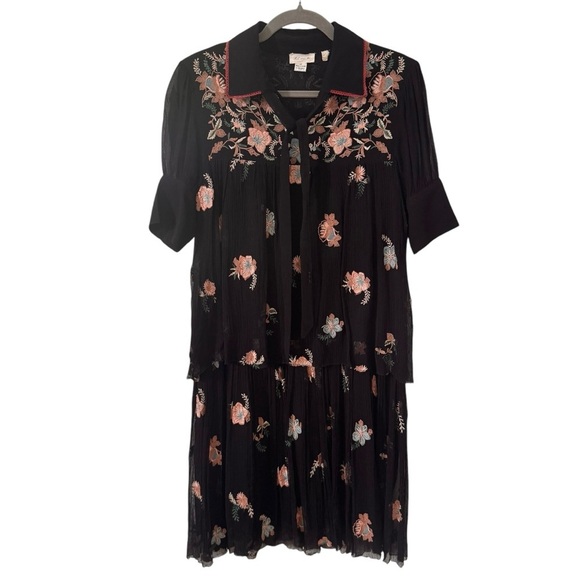 Anthropologie Let Me Be Vivian Floral Dress Boho Embroidered Floral Size Small - Picture 5 of 16